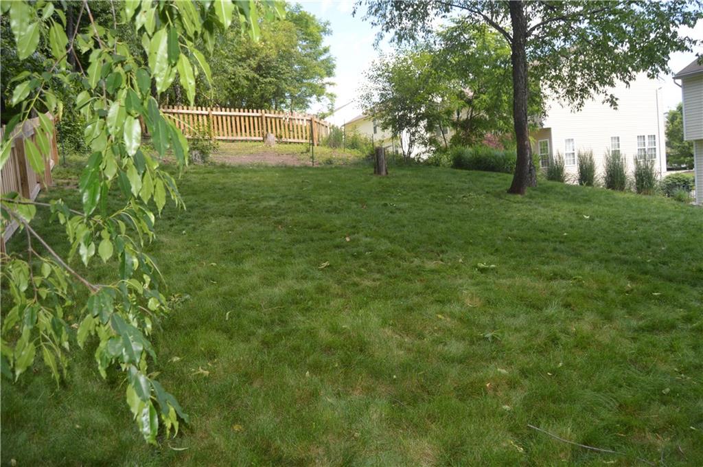 5009 Venice Road Pittsburgh, PA 15209 - Photo 24 of 25 Large, flat, landscaped, AND fenced-in two level yard! One of the nicest yards on the street.
