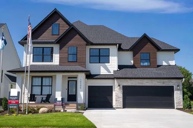 $1,128,525 | 10399 Shadyview Lane North, Maple Grove, MN 55311