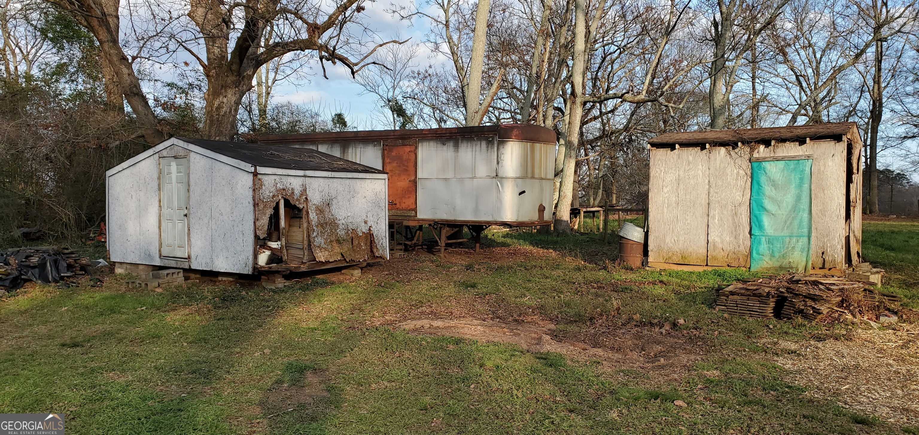 1061 Burger Road Watkinsville, GA 30677 - Photo 18 of 43 a view of back yard of the house