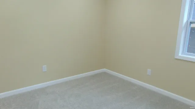 $175,000 | 114 East Mill Street, Oakland City, IN 47660