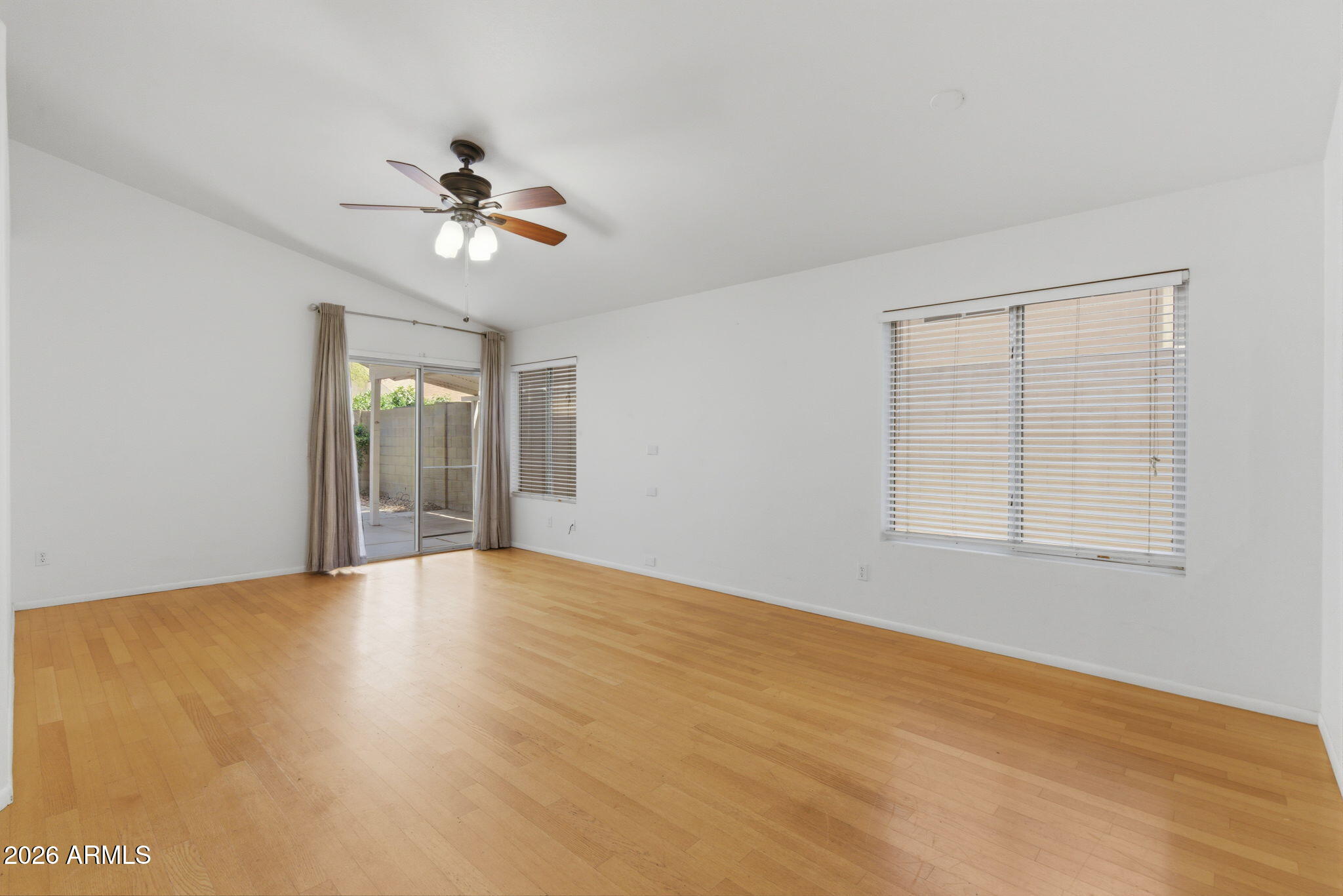 3622 West Marco Polo Road Glendale, AZ 85308 - Photo 12 of 35 Living Space
