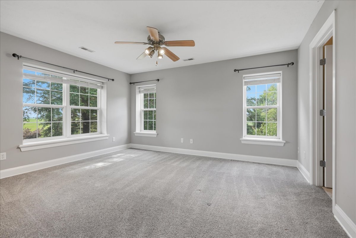 2202 Bloomingdale Road Bloomington, IL 61705 - Photo 24 of 44
