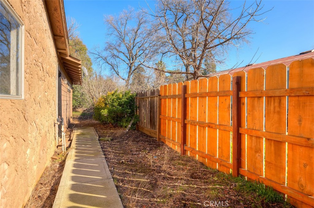 1274 Filbert Avenue Chico, CA 95926 - Photo 39 of 52 a view of a pathway with a backyard