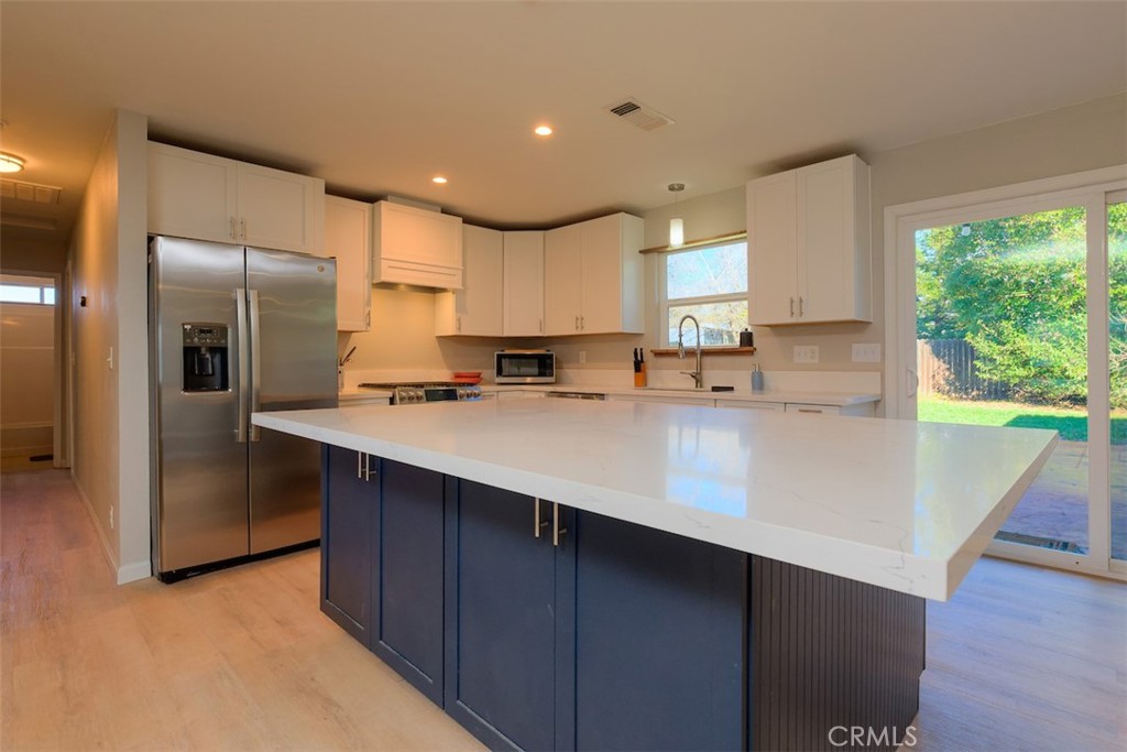 1274 Filbert Avenue Chico, CA 95926 - Photo 9 of 50