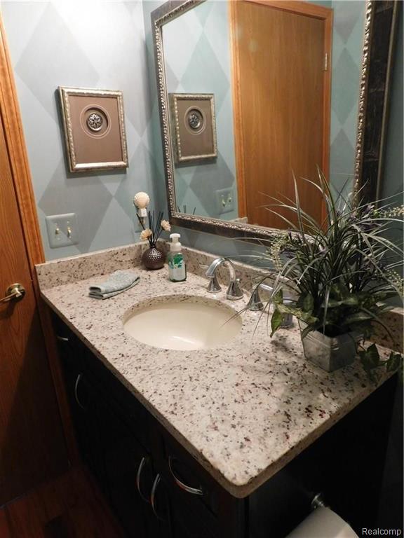 49671 Compass Point Drive Chesterfield, MI 48047 - Photo 16 of 30