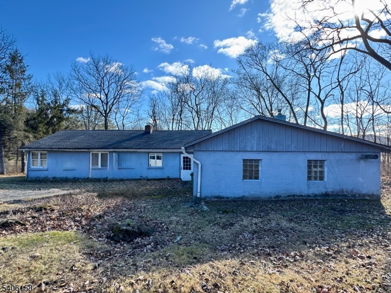75 Rutherford Drive Belvidere, NJ 07823 - Photo 2 of 16 a house view with a backyard space