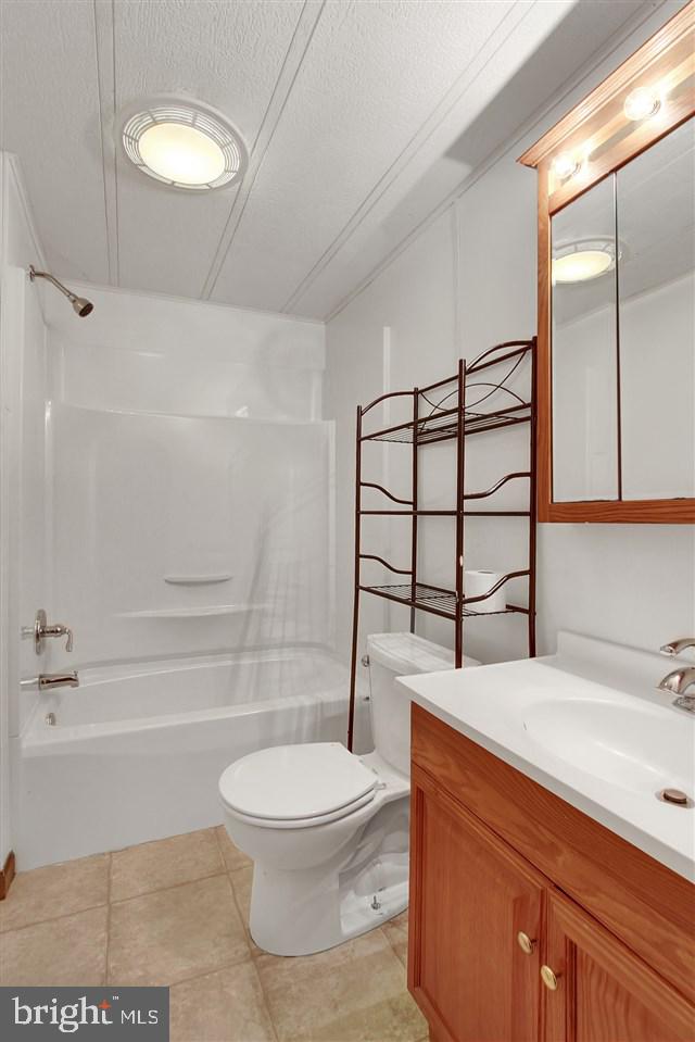 947 Valley View Road York, PA 17406 - Photo 16 of 25 Gallery Image 16