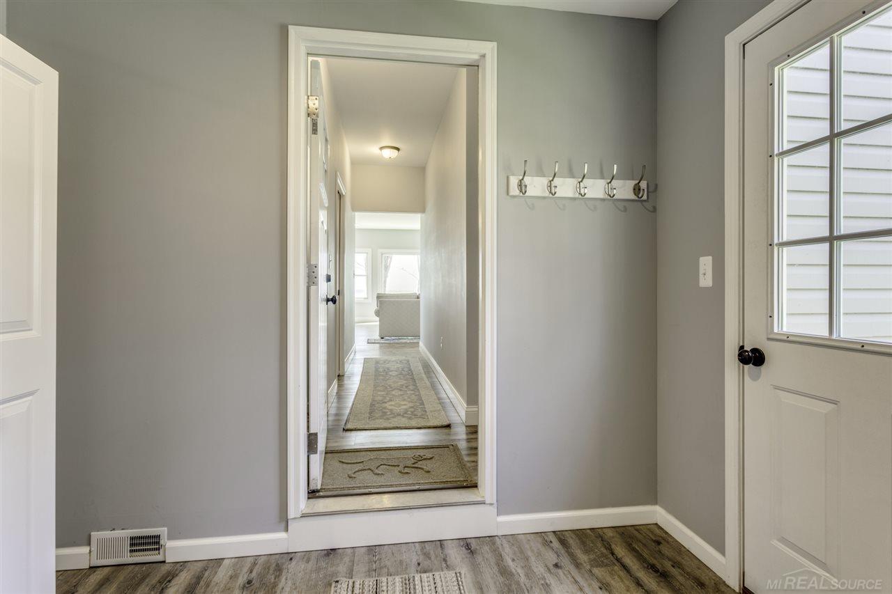 6029 Lakeshore Road Lexington, MI 48450 - Photo 45 of 62 Breezeway/Mud Room off Garage