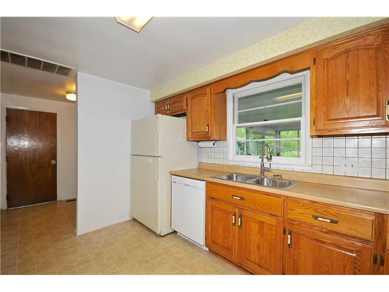 1836 Westlane Road Indianapolis, IN 46260 - Photo 9 of 24 Gallery Image 9