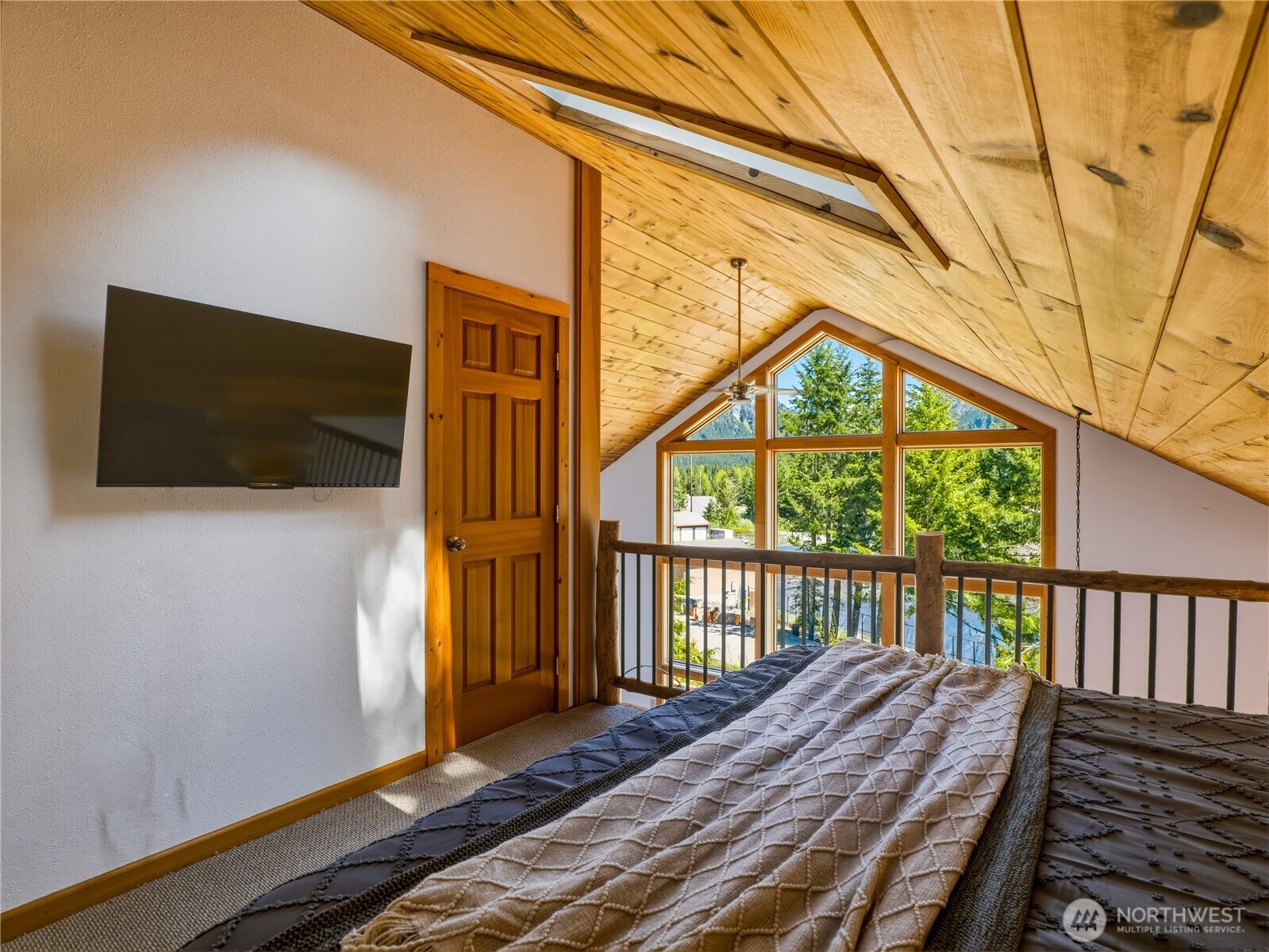 350 Rampart Drive Snoqualmie Pass, WA 98068 - Photo 13 of 40
