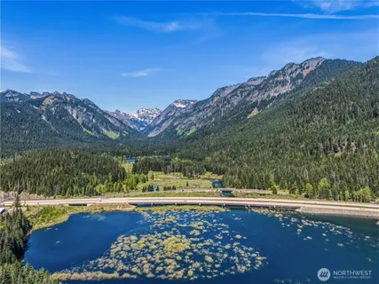 $875,000 | 350 Rampart Drive, Snoqualmie Pass, WA 98068