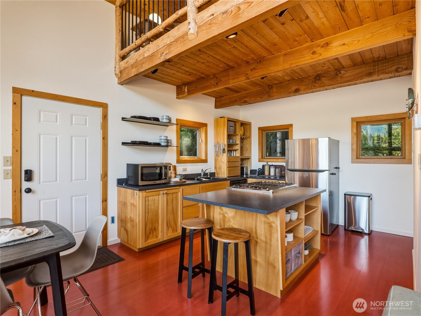 350 Rampart Drive Snoqualmie Pass, WA 98068 - Photo 6 of 40