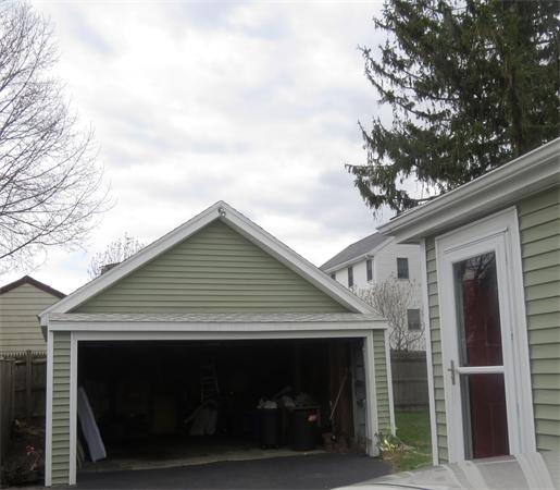 101 Pontiac Road Quincy, MA 02169 - Photo 3 of 11 Gallery Image 3