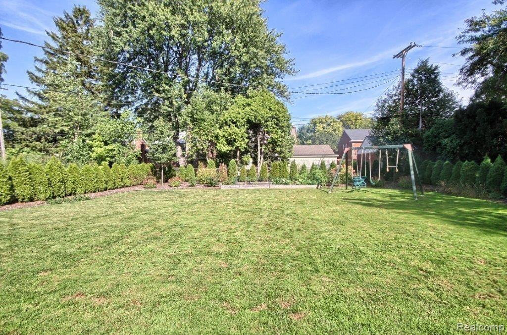 1014 Audubon Road Grosse Pointe, MI 48230 - Photo 26 of 27 Backyard_2nd_View.jpg