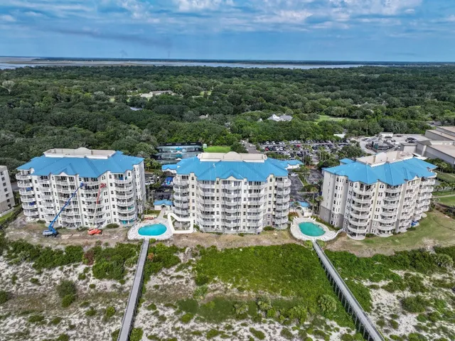 $1,875,000 | 4776 Amelia Island Parkway, Unit 40, Fernandina Beach, FL 32034