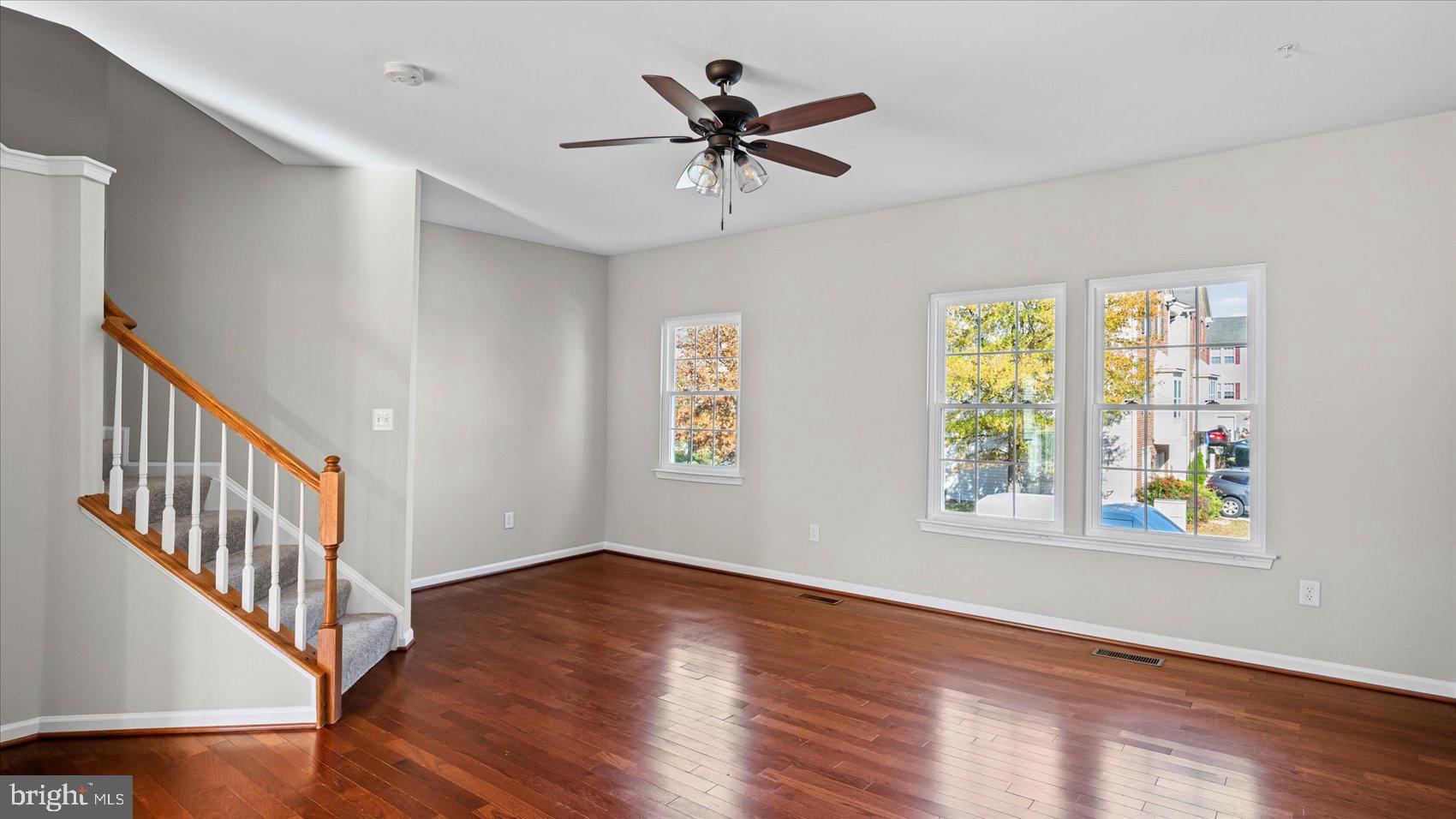 7260 Mockingbird Circle Glen Burnie, MD 21060 - Photo 4 of 70