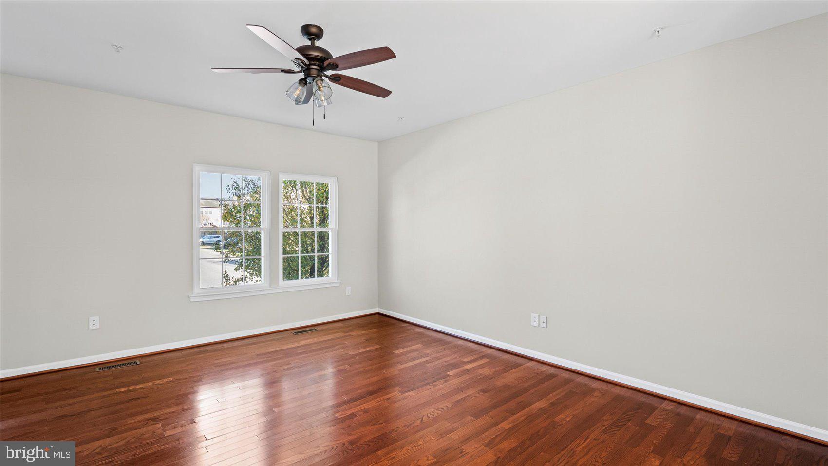 7260 Mockingbird Circle Glen Burnie, MD 21060 - Photo 6 of 70