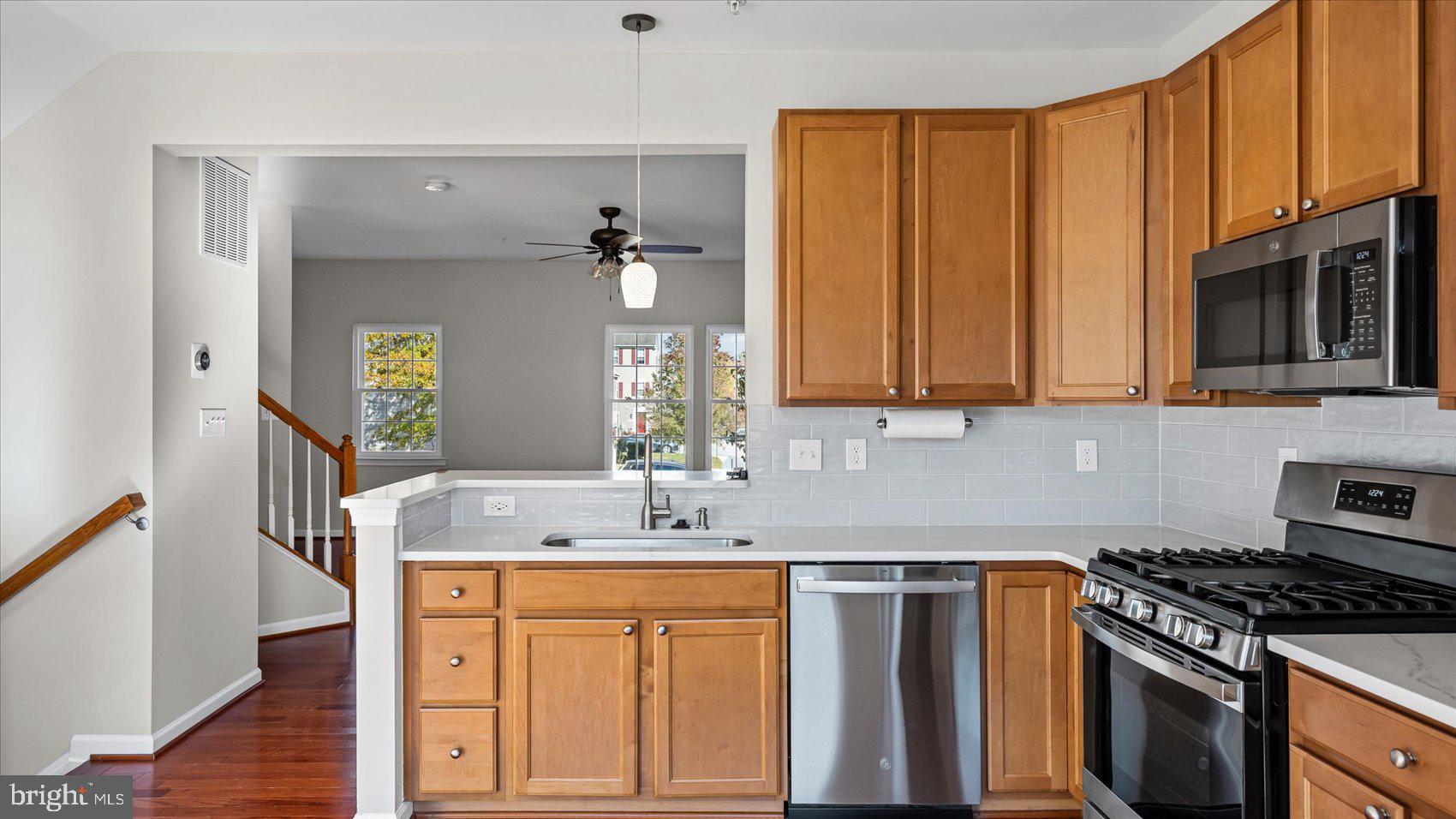 7260 Mockingbird Circle Glen Burnie, MD 21060 - Photo 7 of 70