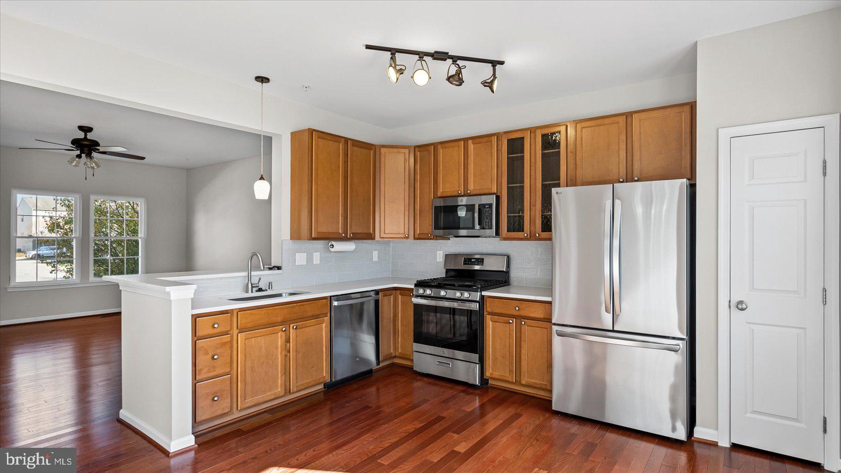 7260 Mockingbird Circle Glen Burnie, MD 21060 - Photo 9 of 70