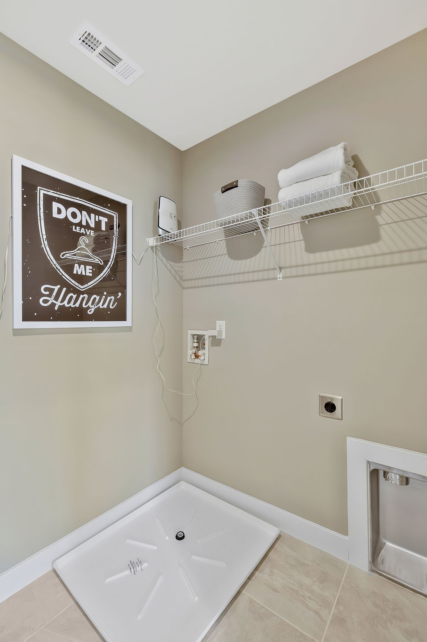 931 Green Valley Smyrna, TN 37167 - Photo 12 of 22 a bathroom with a bathtub