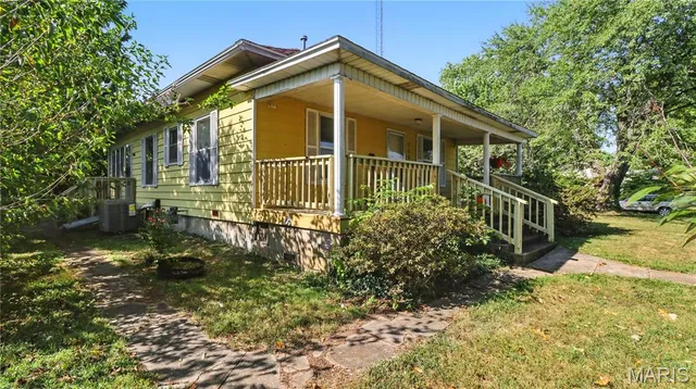 $144,900 | 300 East Clouse Street, Mountain Grove, MO 65711