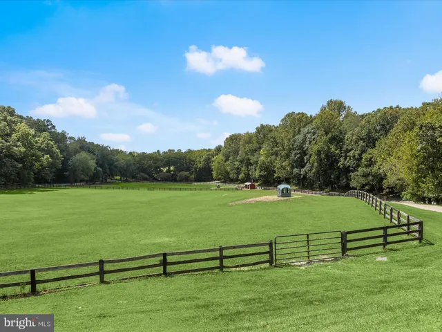 $2,200,000 | 10901 Moxley Road, Damascus, MD 20872