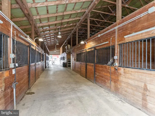 $2,200,000 | 10901 Moxley Road, Damascus, MD 20872