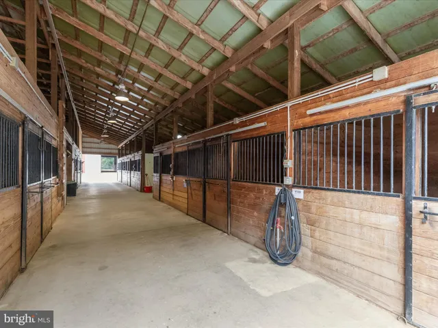 $2,200,000 | 10901 Moxley Road, Damascus, MD 20872