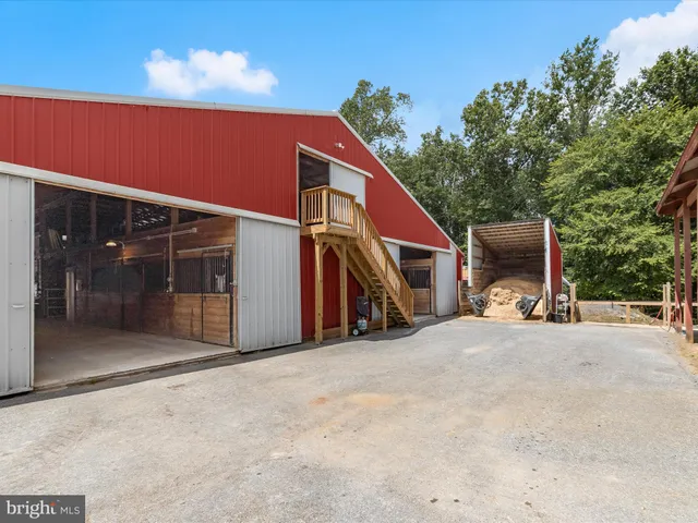 $2,200,000 | 10901 Moxley Road, Damascus, MD 20872