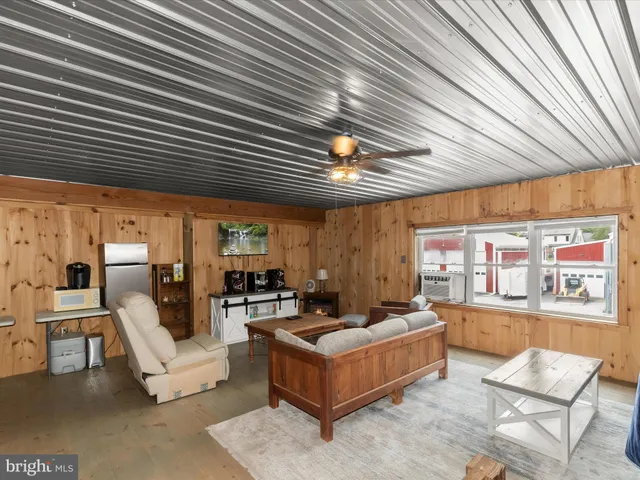 $2,200,000 | 10901 Moxley Road, Damascus, MD 20872