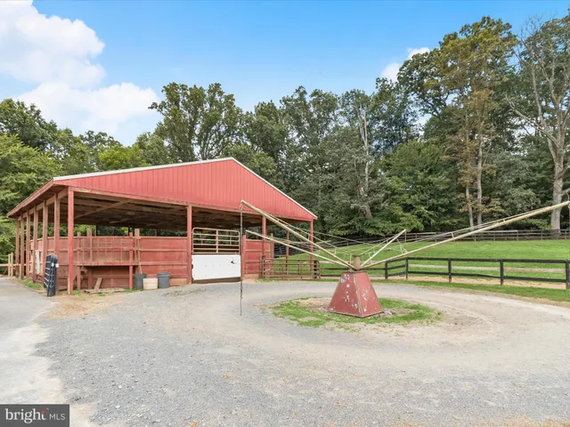 $2,200,000 | 10901 Moxley Road, Damascus, MD 20872
