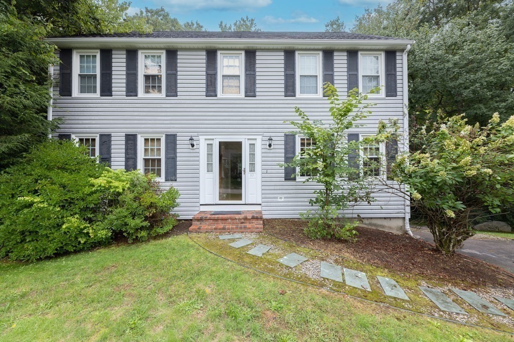 10 Eileen Road Norton, MA 02766 - Photo 5 of 28 Gallery Image 5