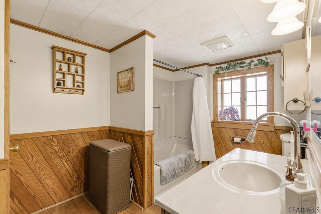 1951 New Centerville Road Somerset, PA 15501 - Photo 15 of 48