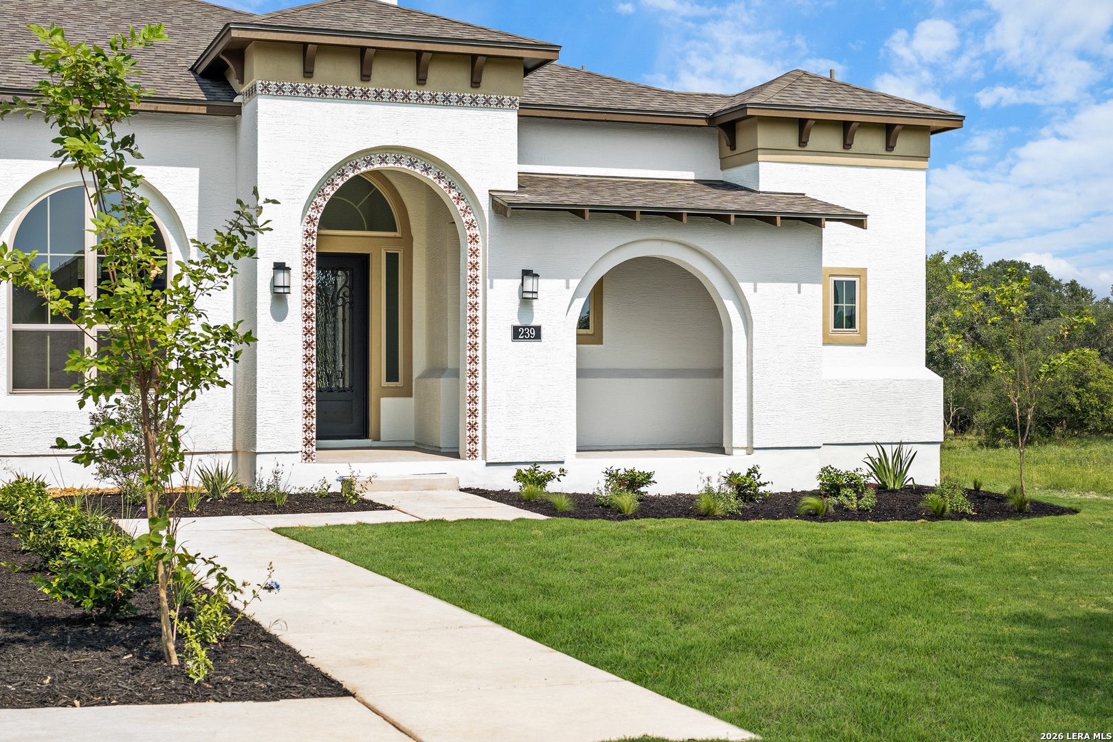 239 Legend Park Castroville, TX 78009 - Photo 2 of 10
