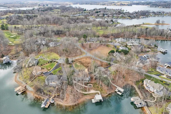 $2,395,000 | 25 Findlay Circle, Penhook, VA 24137