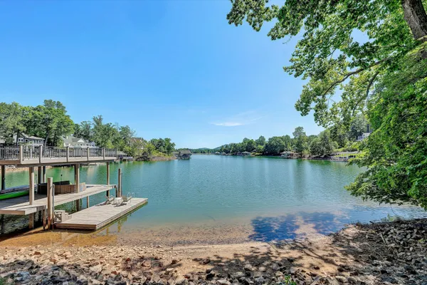 $2,395,000 | 25 Findlay Circle, Penhook, VA 24137