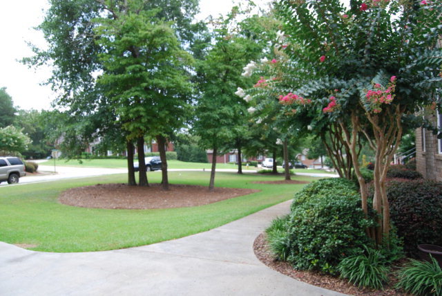 330 Eagle Ridge Road Macon, GA 31216 - Photo 4 of 41 a view of a house with a park