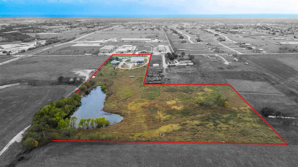 9510 Swafford Road Justin, TX 76247 - Photo 6 of 28 a view of a city