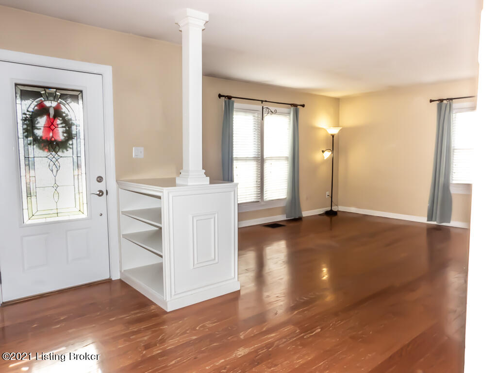 2641 Alanmede Road Louisville, KY 40205 - Photo 9 of 37 2641 Alanmeade-11
