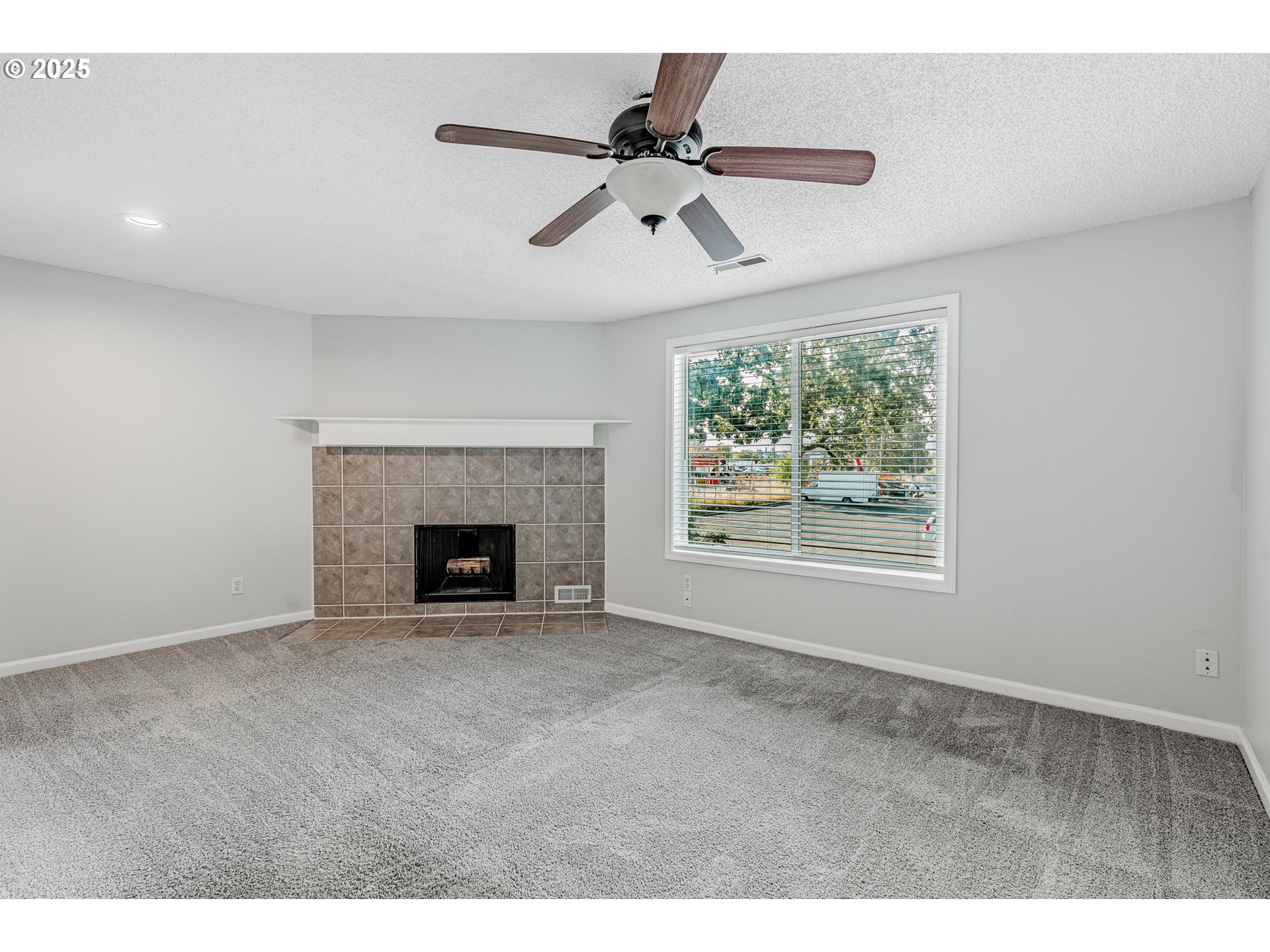 10900 Southwest 76th Place, Unit 43 Portland, OR 97223 - Photo 26 of 35