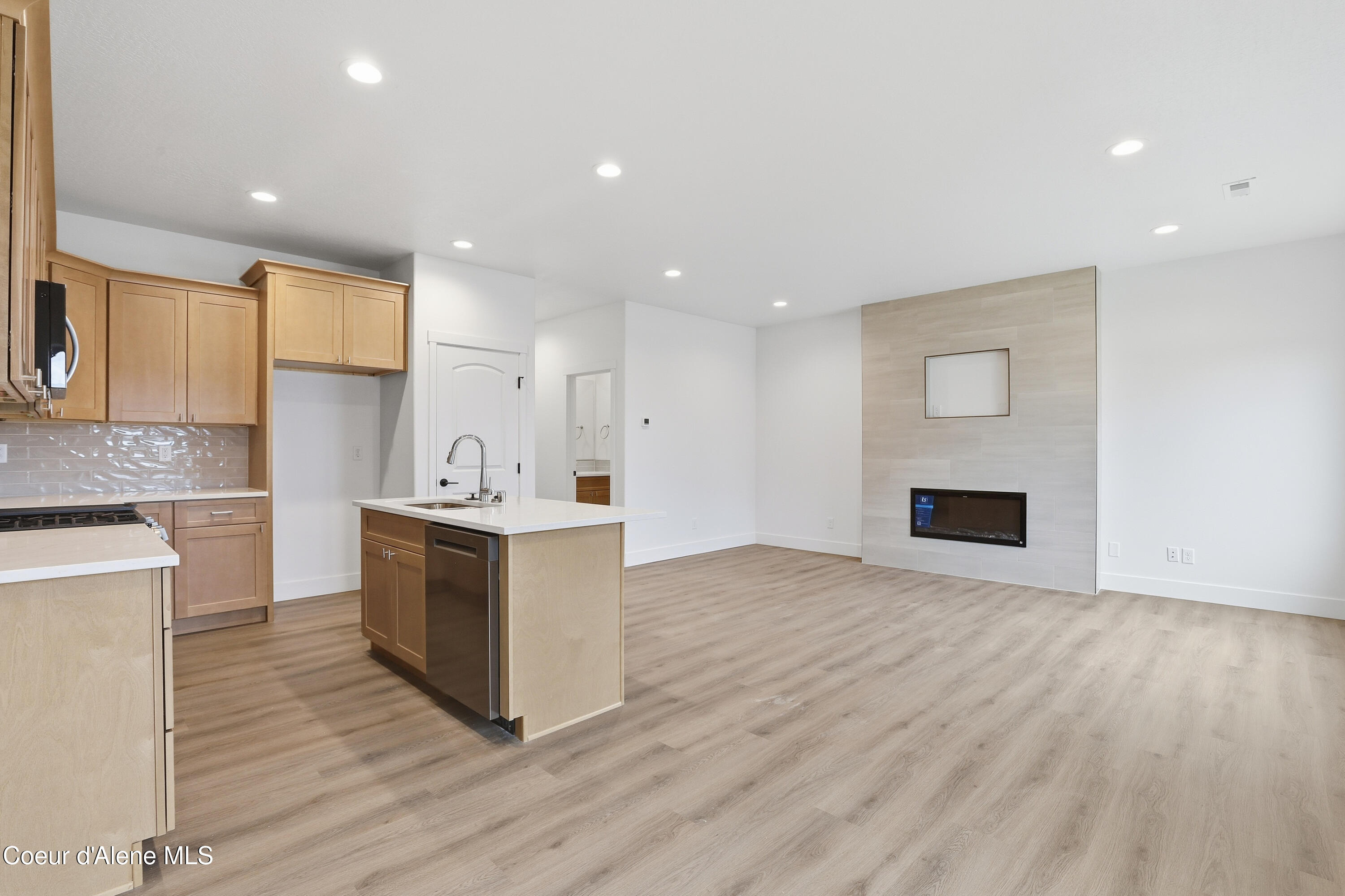 669 North Creative Way Post Falls, ID 83854 - Photo 11 of 23 Great Room