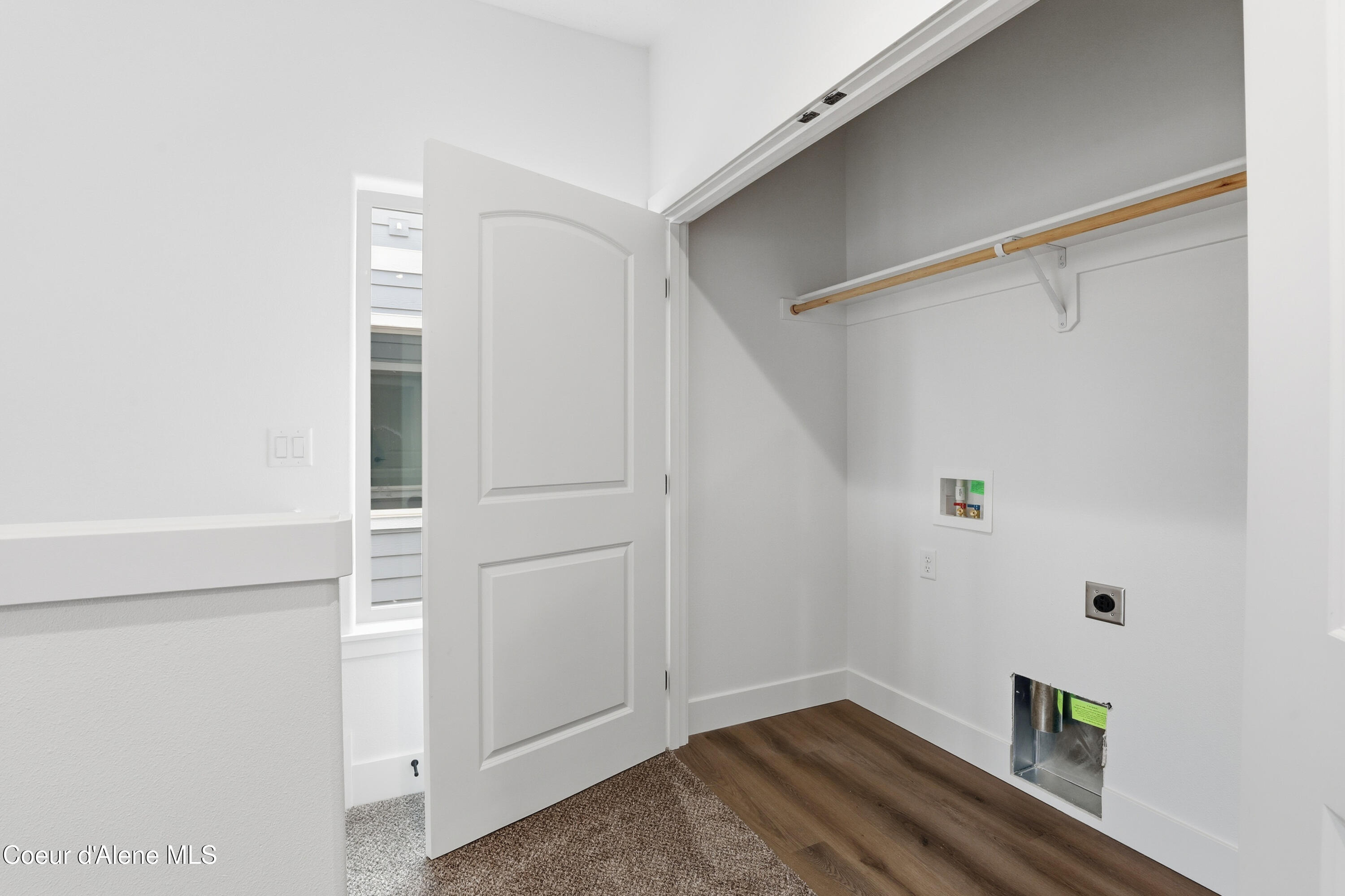 669 North Creative Way Post Falls, ID 83854 - Photo 13 of 23 Laundry