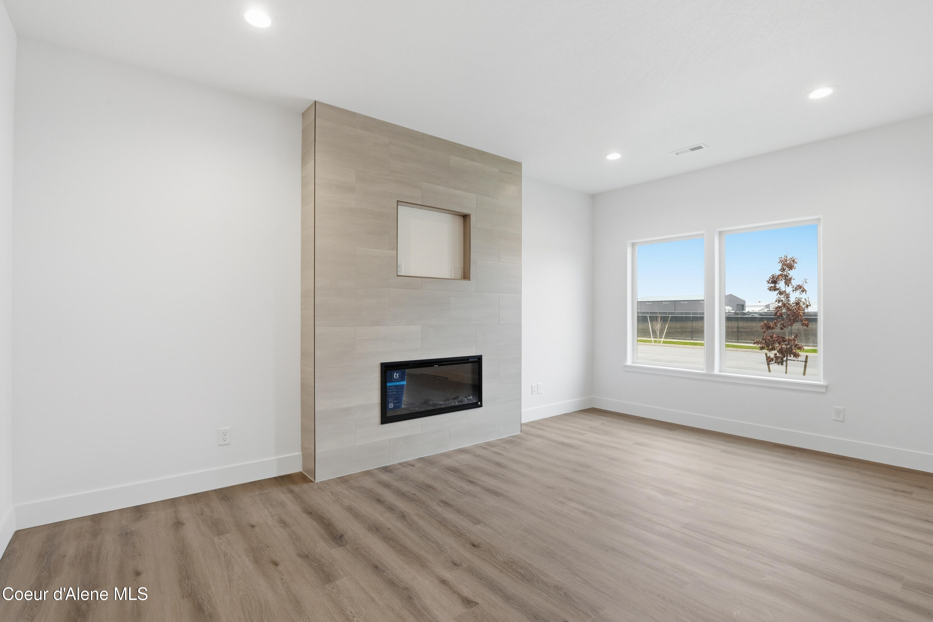 669 North Creative Way Post Falls, ID 83854 - Photo 3 of 23 Great Room