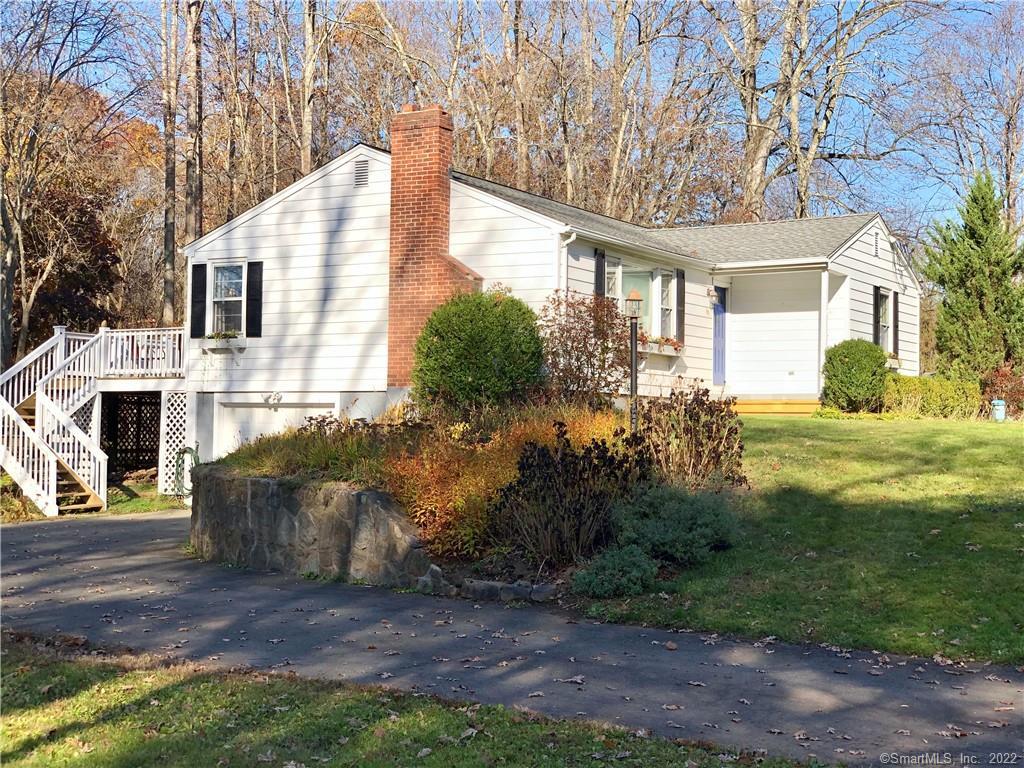 89 George Street Guilford, CT 06437 - Photo 1 of 1 Gallery Image 1