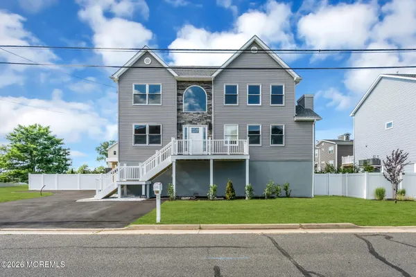 $929,000 | 707 Prospect Avenue, Union Beach, NJ 07735