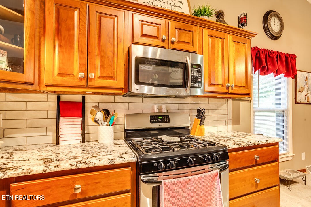 7933 Whitcomb Road Powell, TN 37849 - Photo 13 of 42 Gallery Image 13