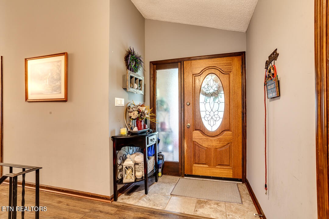 7933 Whitcomb Road Powell, TN 37849 - Photo 4 of 42 Gallery Image 4