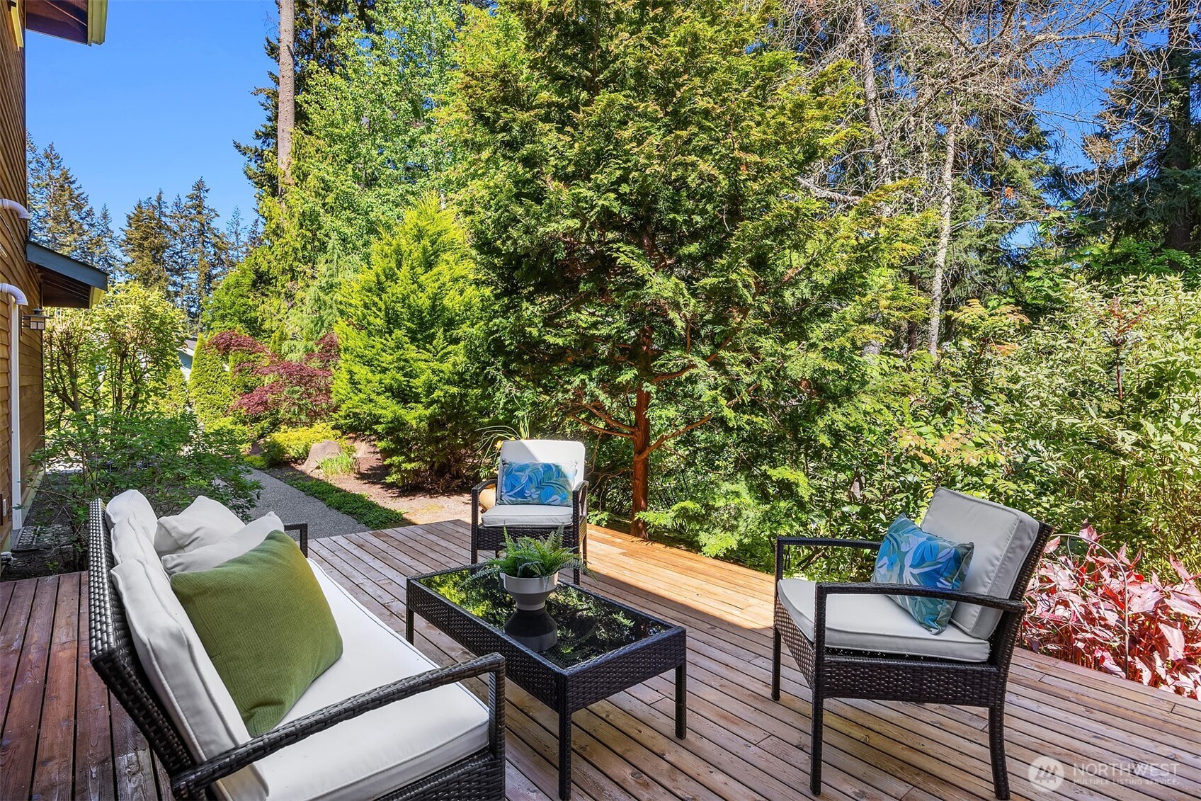 7023 174th Street Southwest Edmonds, WA 98026 - Photo 6 of 40