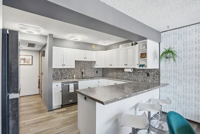 $219,900 | 14326 Fairway Drive, Eden Prairie, MN 55344