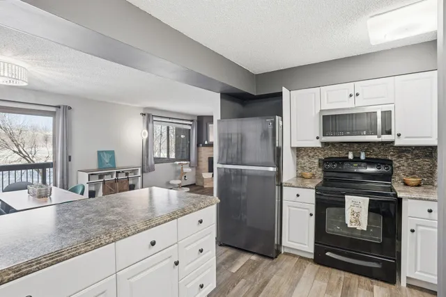 $229,900 | 14326 Fairway Drive, Eden Prairie, MN 55344